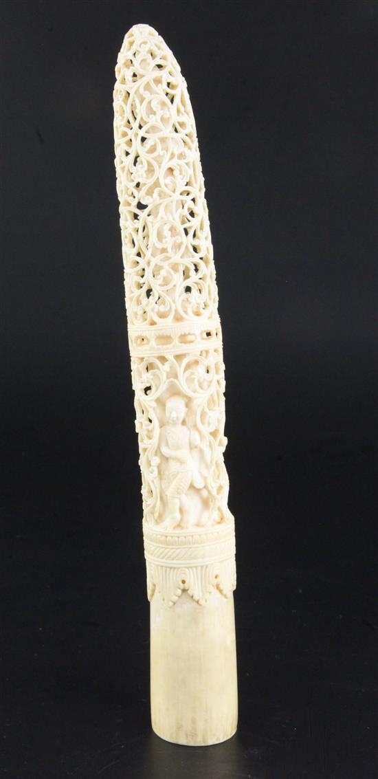 A Burmese ivory handle, late 19th century, 27cm
